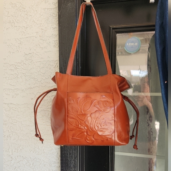 Patricia‎ Nash Everton Slouchy Tote - Picture 1 of 7